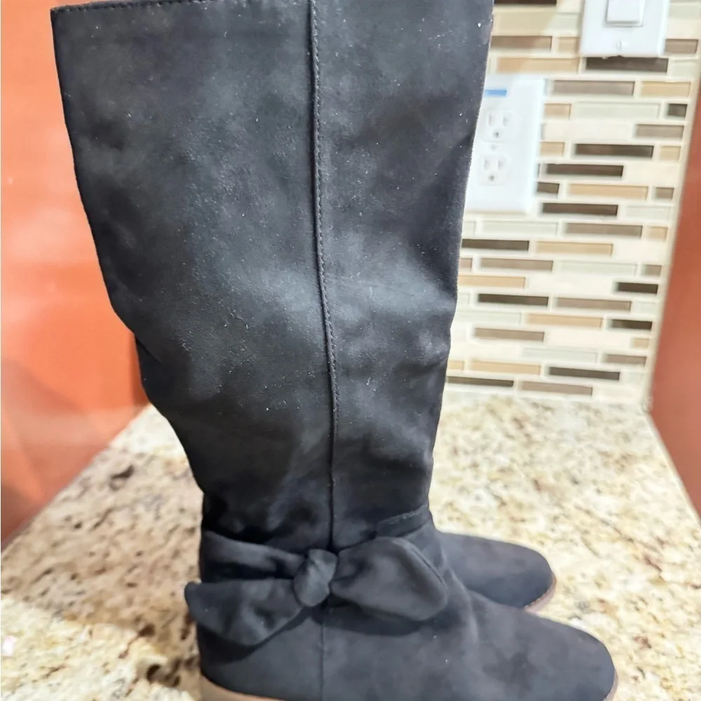 Women's Black Suede Boots